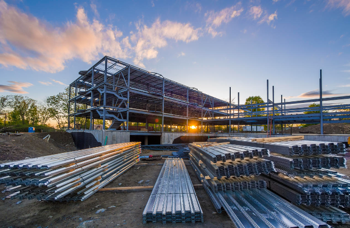 厦门市建设局推出实招硬招，加强建筑施工安全管理
