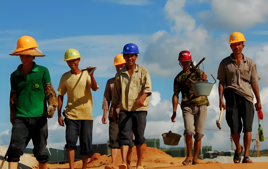 建筑寒冬下的生存图鉴：4700万工程人该何去何从？